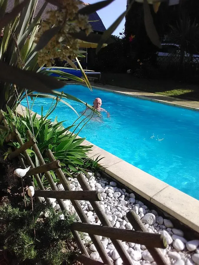 Holiday home Gite De La Vieille Croix Hillion France